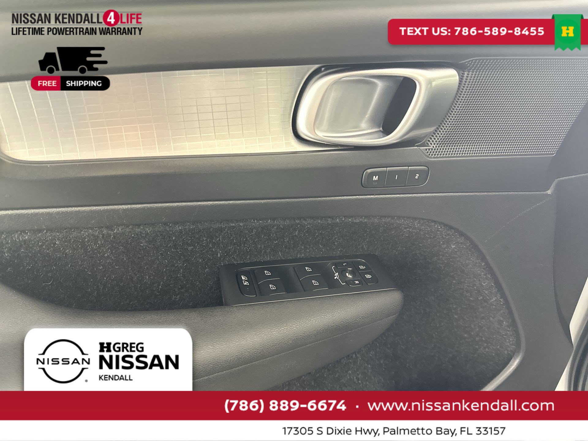 Used 2021 Volvo XC40 T4 Momentum w/ Protection Package Premier image 17