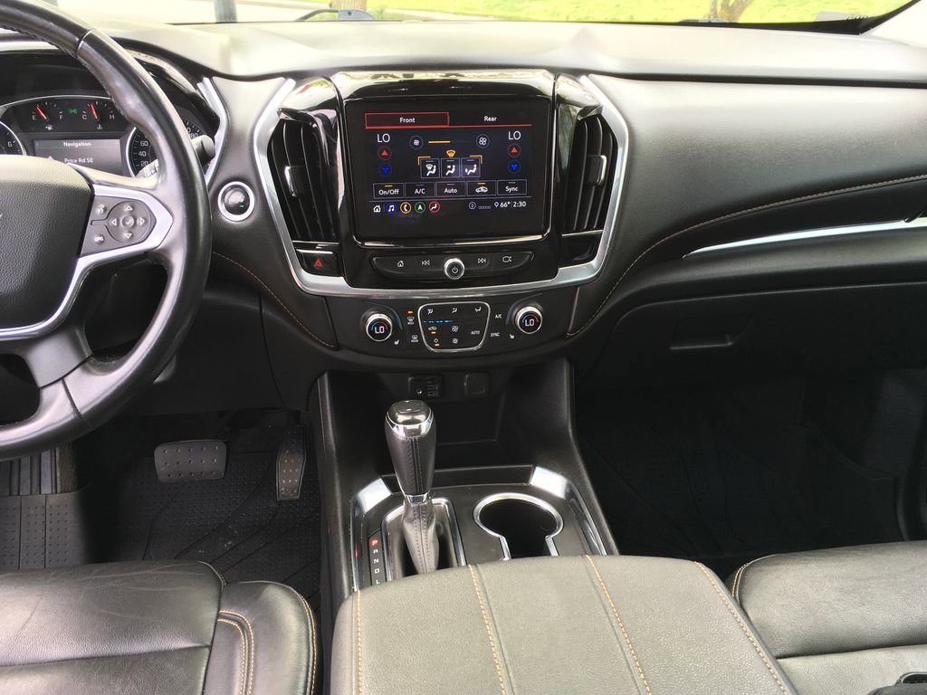 Used 2020 Chevrolet Traverse RS w/ LPO, Floor Liner Package image 26