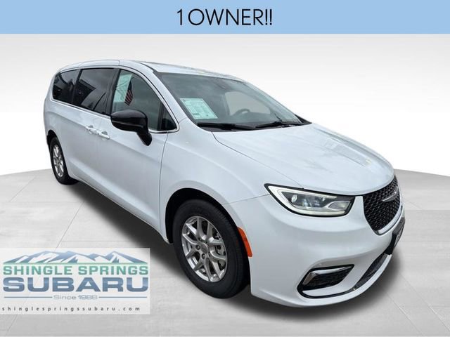 Used 2024 Chrysler Pacifica Touring-L