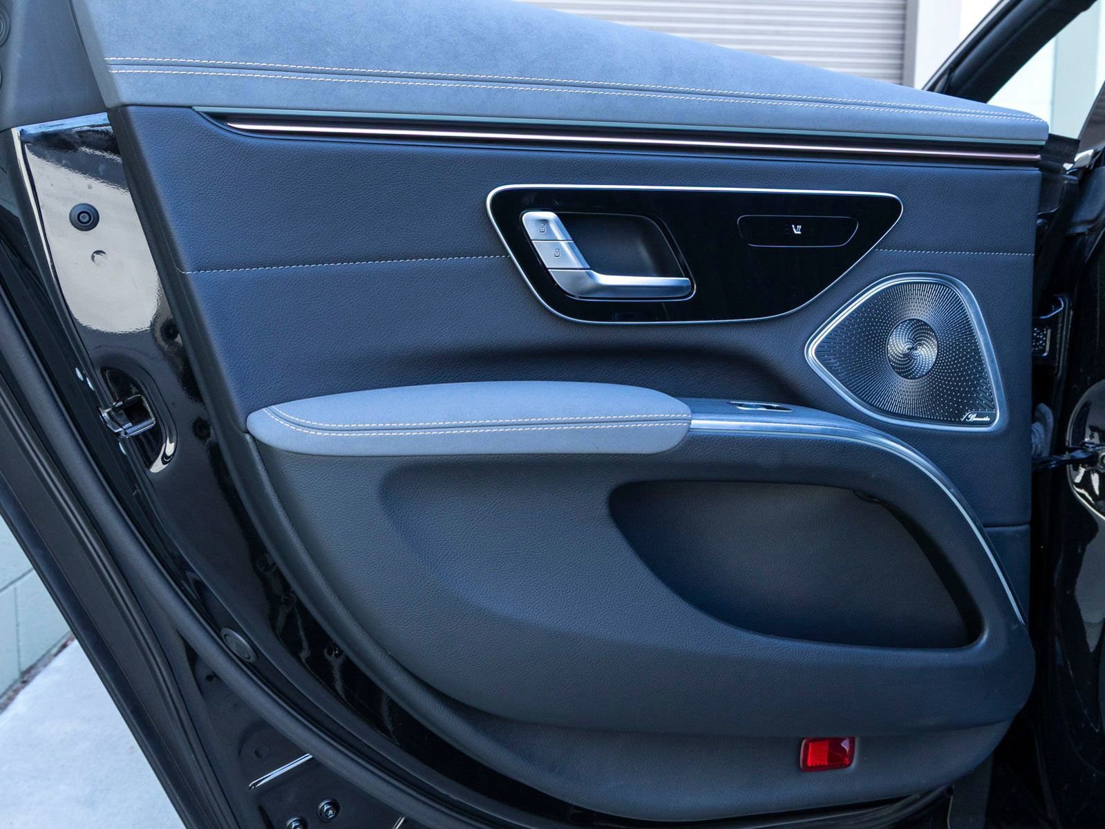 Used 2023 Mercedes-Benz EQS 450+ 4MATIC Sedan image 19