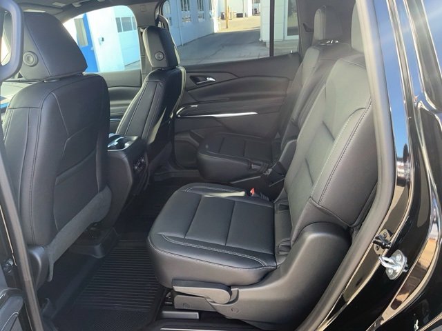 New 2026 Chevrolet Traverse LT w/ Sun and Wheel Package image 14