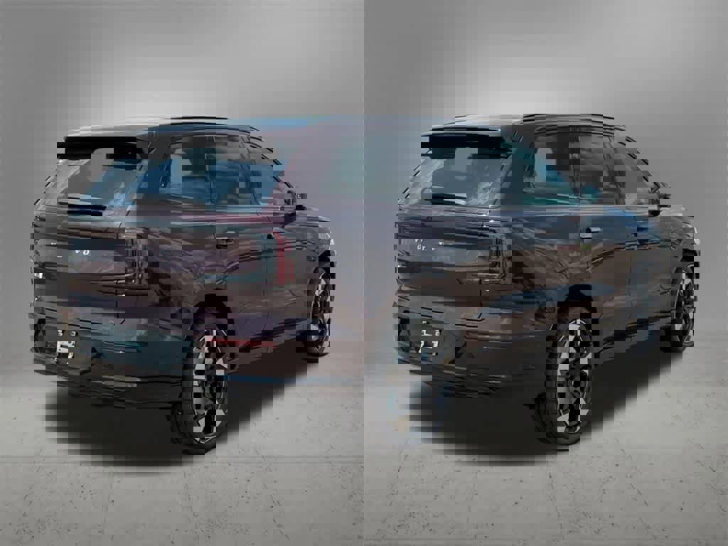 New 2025 Volvo EX90 Plus image 6