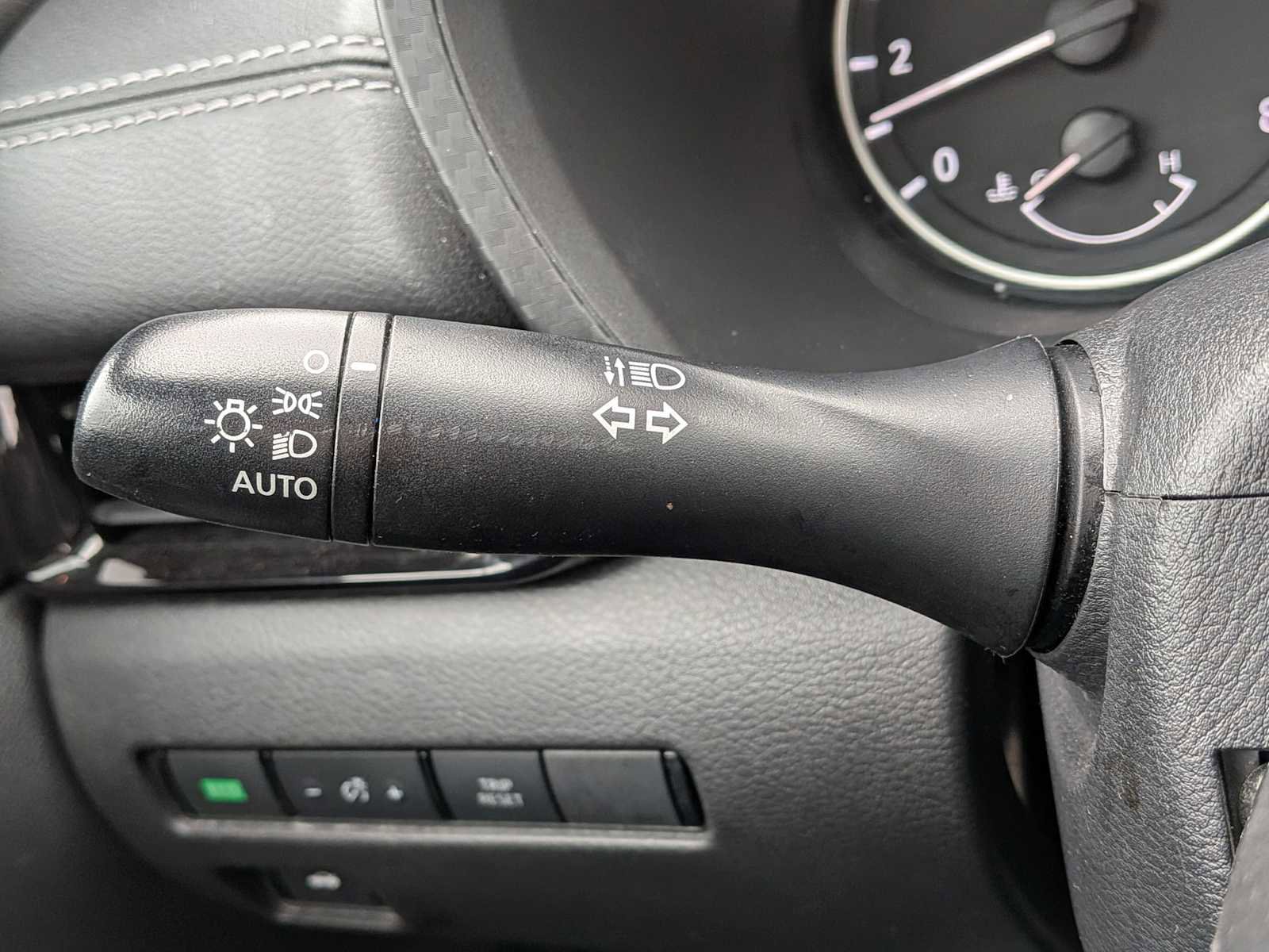 Used 2021 Nissan Sentra SV image 24