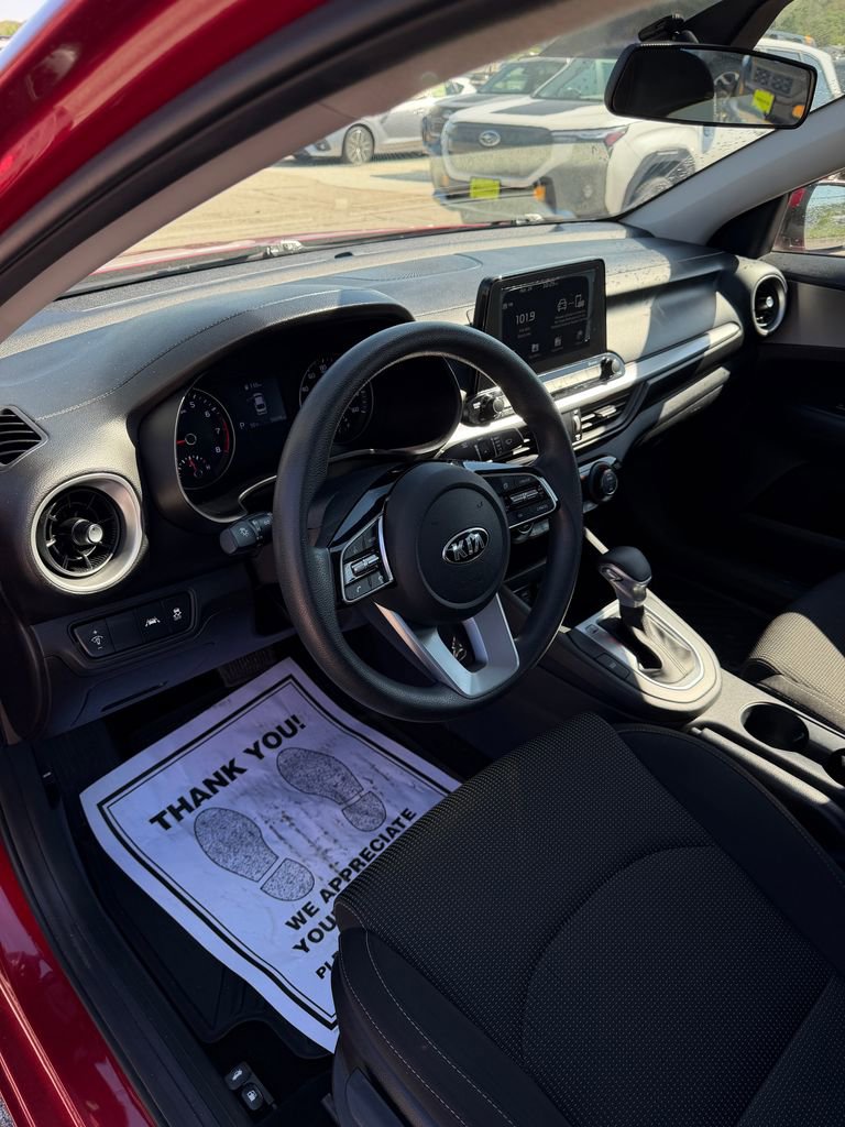 Used 2019 Kia Forte LXS FWD image 11