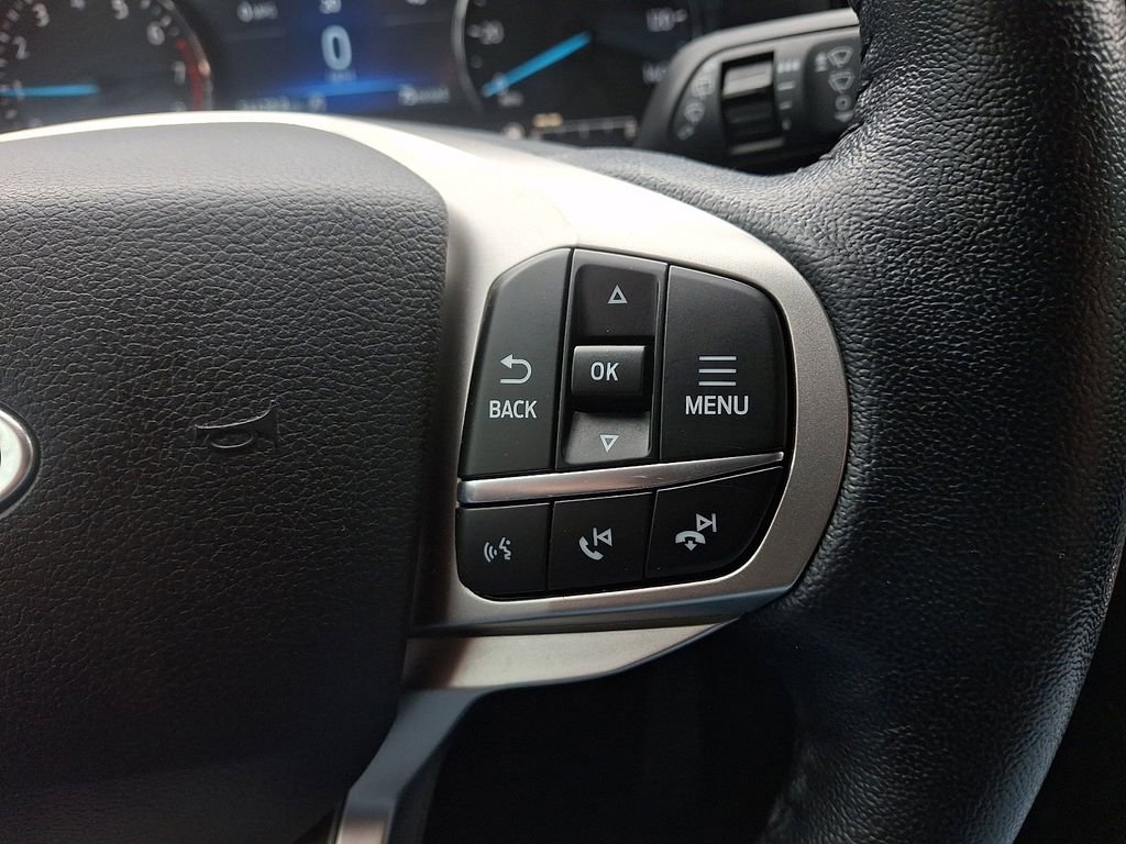 Used 2021 Ford Explorer XLT AWD/4WD image 23