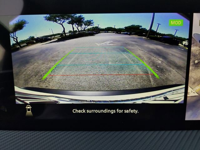 Certified 2025 Nissan Kicks SR image 31