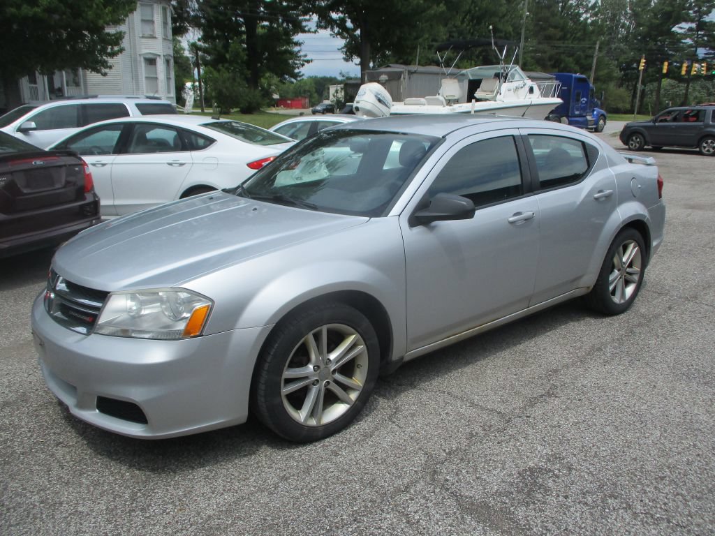 Used 2012 Dodge Avenger SE FWD image 1