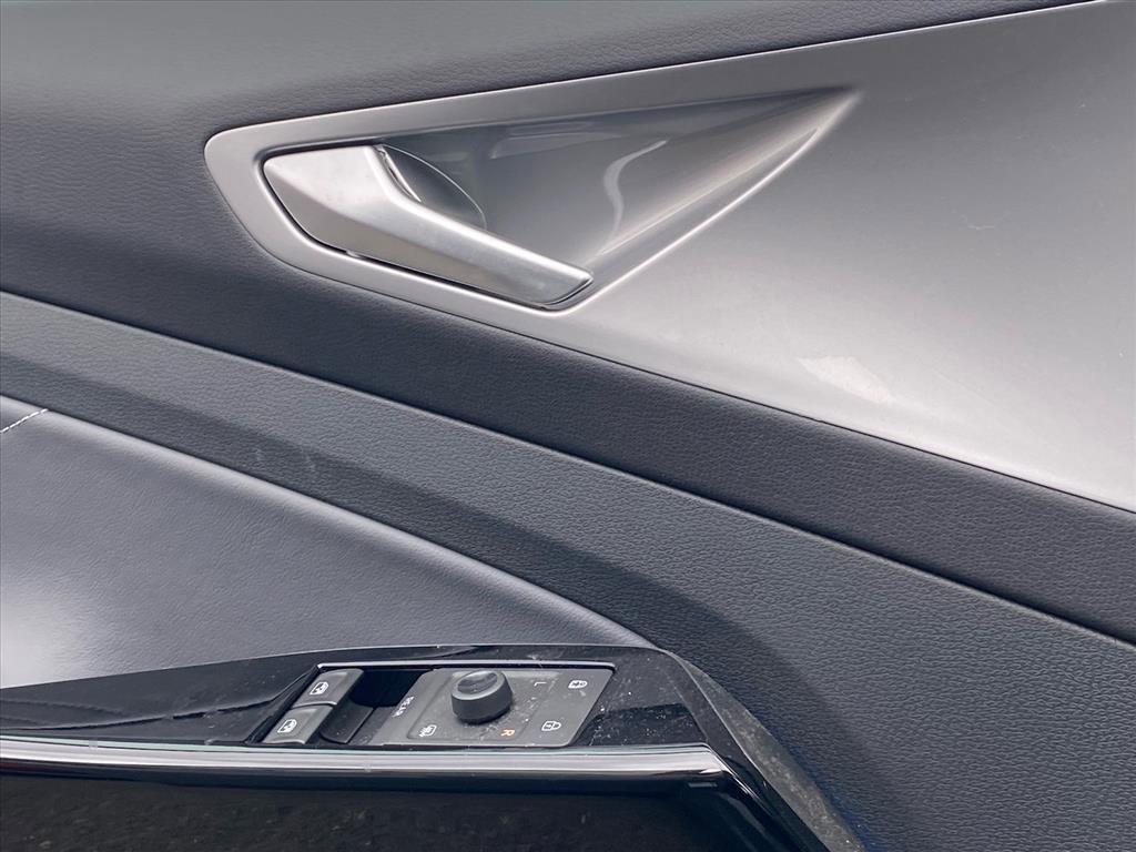 Certified 2023 Volkswagen ID.4 S image 17