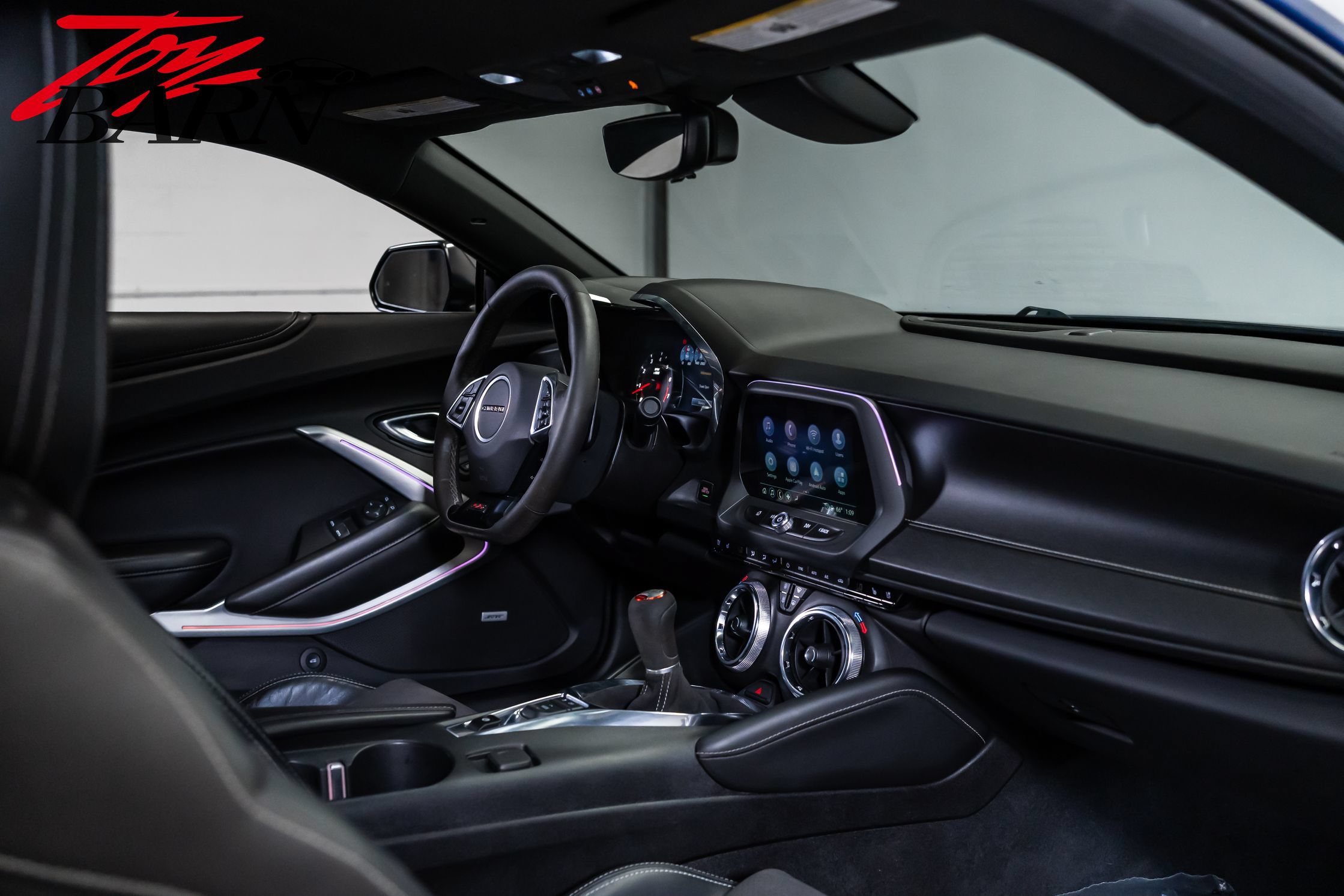 Used 2021 Chevrolet Camaro SS RWD image 46