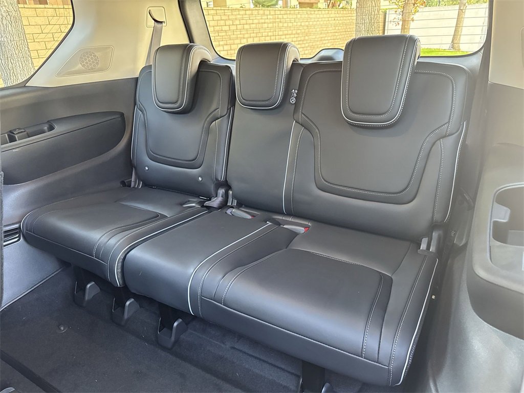 Used 2025 INFINITI QX80 Luxe image 27