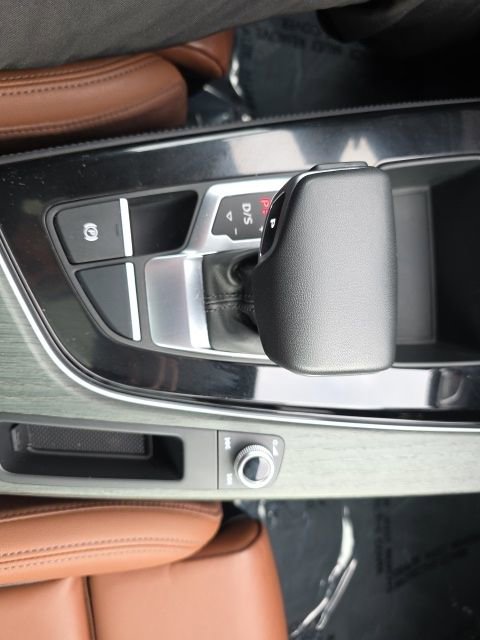 Used 2023 Audi A5 2.0T Premium Plus image 7