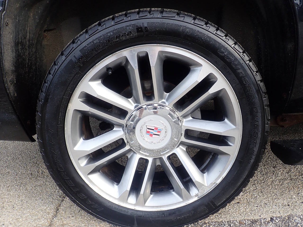 Used 2013 Cadillac Escalade ESV Premium AWD/4WD image 34