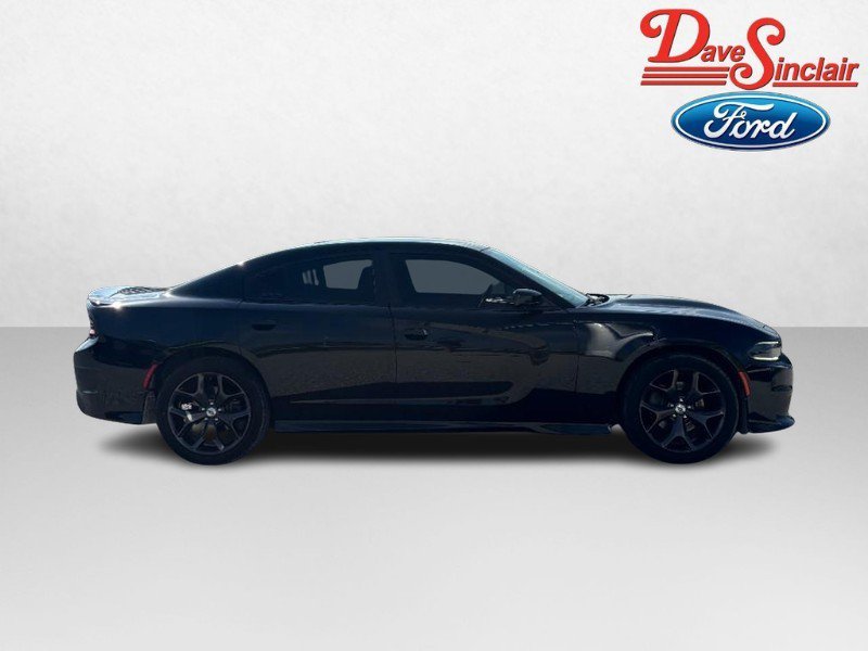 Used 2018 Dodge Charger SXT Plus RWD image 5