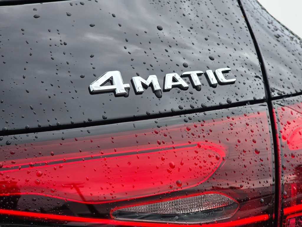 New 2027 Mercedes-Benz GLC 300 4MATIC image 29