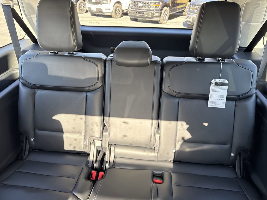 New 2026 Ford Expedition Max Platinum image 24