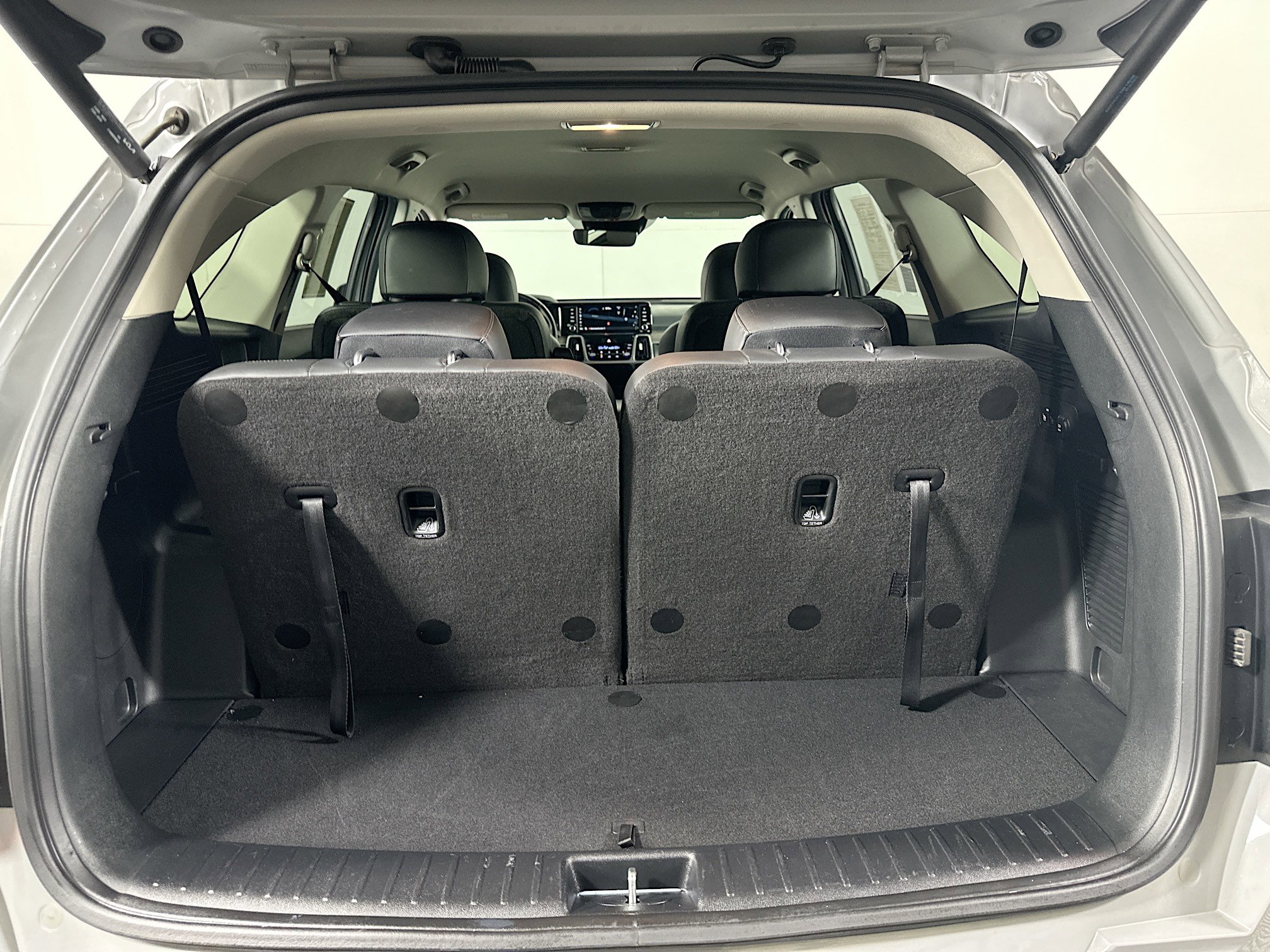 Used 2023 Kia Sorento EX image 28