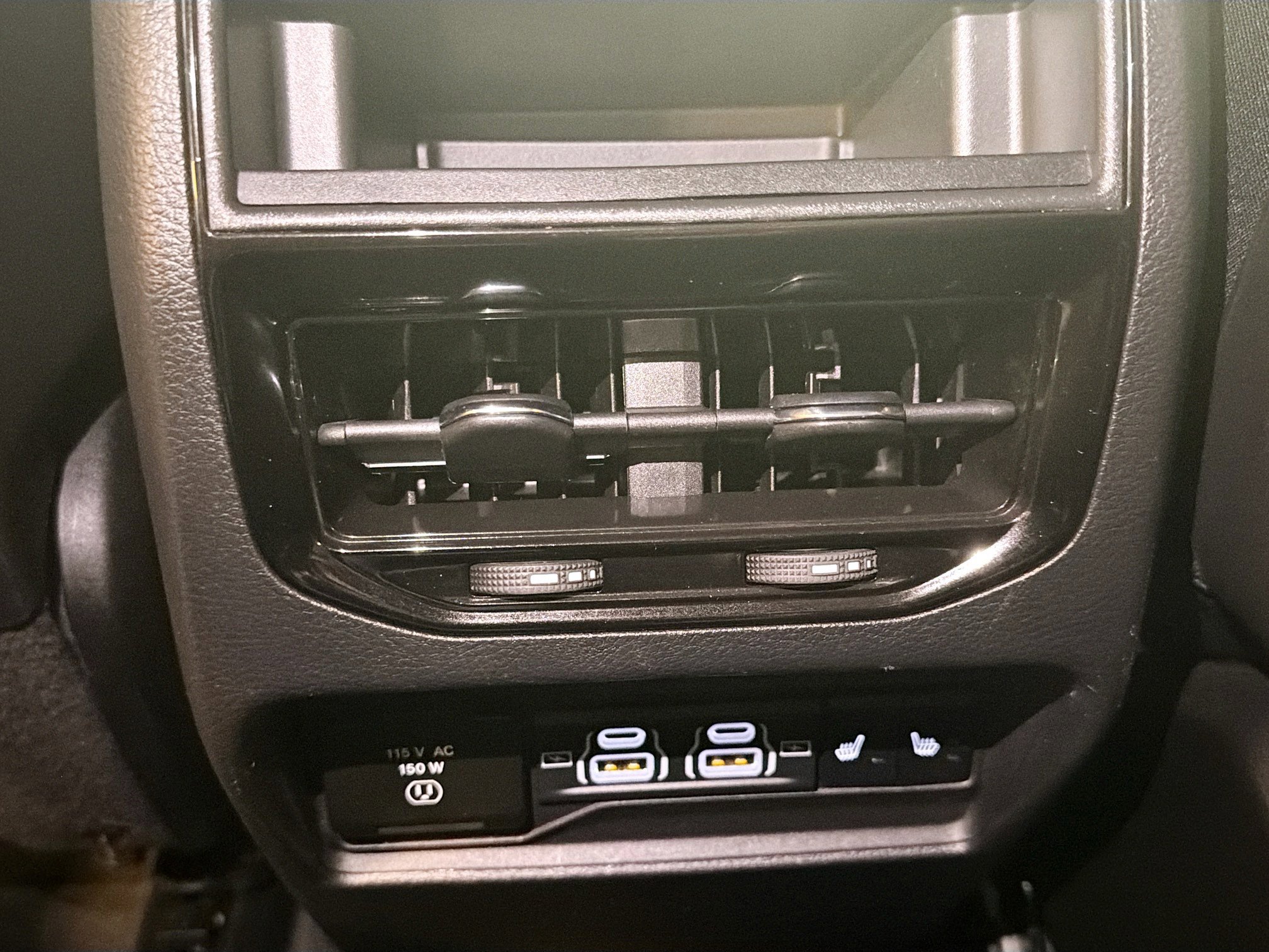 Used 2024 Jeep Grand Cherokee Limited 4xe image 28