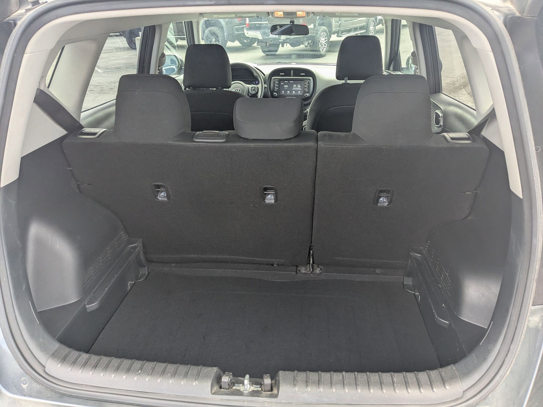 Used 2021 Kia Soul LX FWD image 30