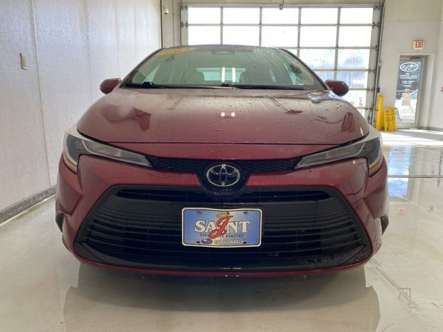 Used 2023 Toyota Corolla LE image 4