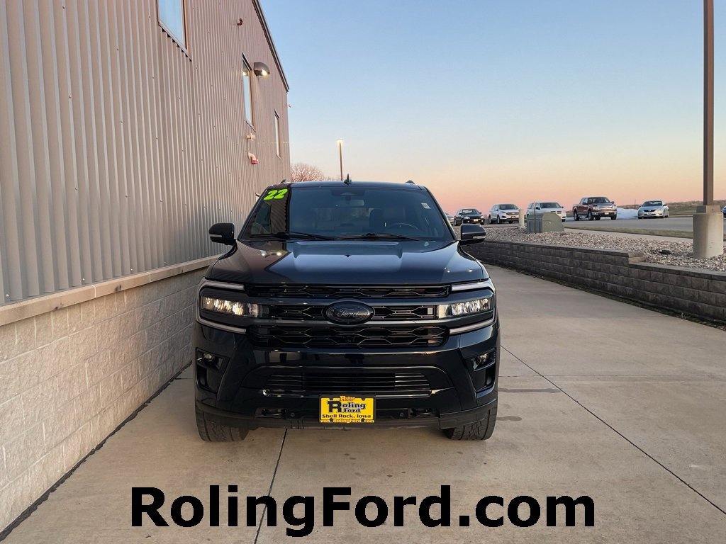 Used 2022 Ford Expedition Limited image 4