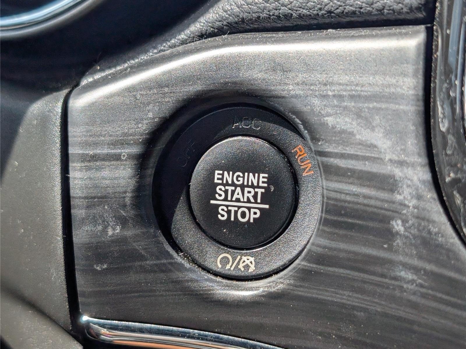 Used 2021 Jeep Grand Cherokee Limited AWD/4WD image 27