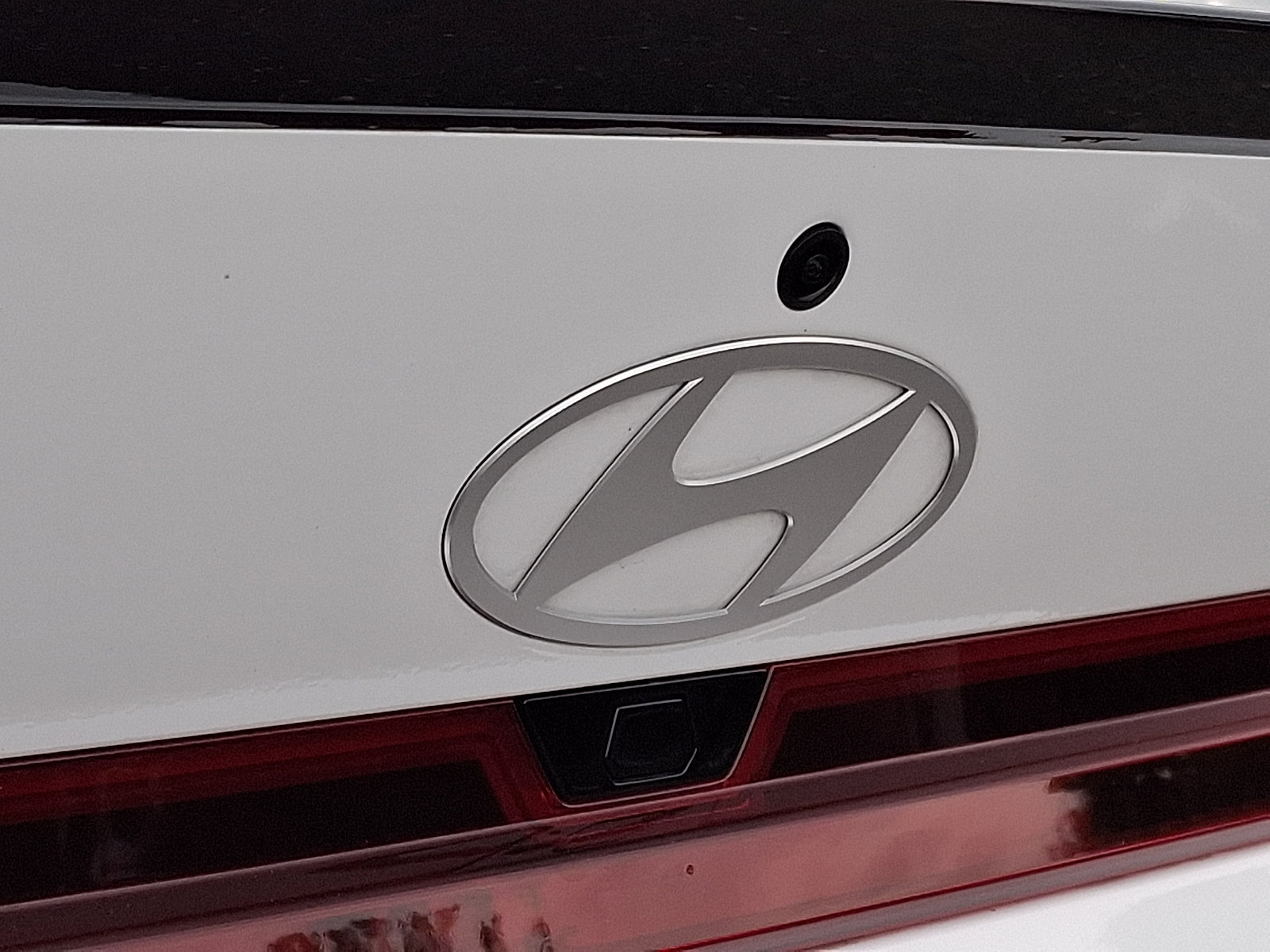 Used 2026 Hyundai Elantra Sport FWD image 29