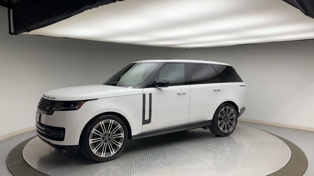 Used 2024 Land Rover Range Rover SE AWD/4WD image 6