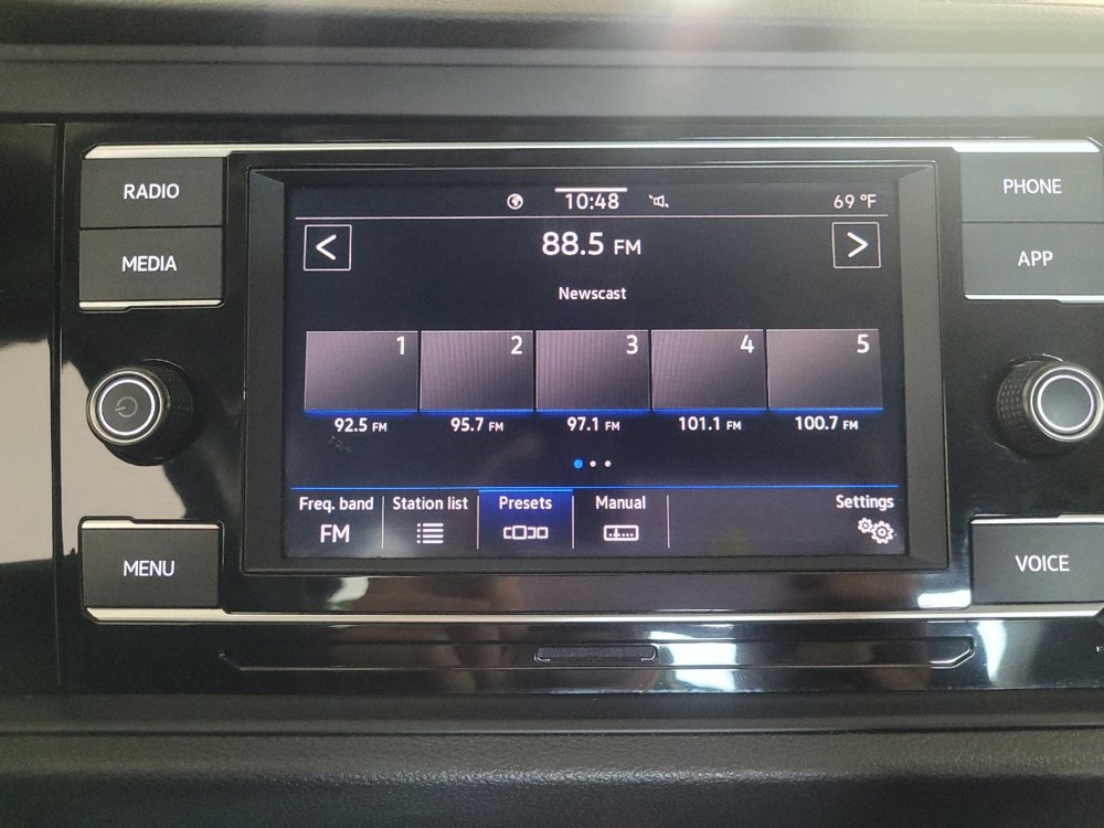 Used 2024 Volkswagen Jetta SE image 25