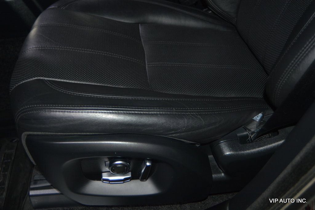 Used 2017 Land Rover Range Rover Long Wheelbase Supercharged image 17