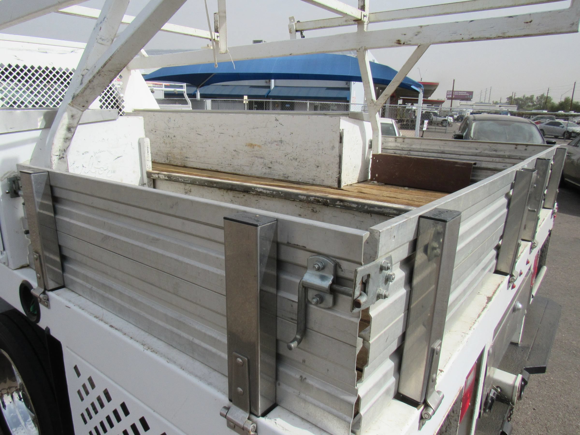 Used 2020 RAM 5500 Tradesman RWD image 15