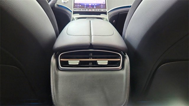 Used 2023 Mercedes-Benz EQE 500 4MATIC SUV w/ Exclusive Trim Package image 52