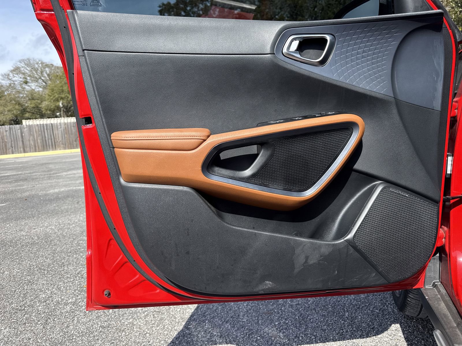 Used 2025 Kia Soul EX image 13