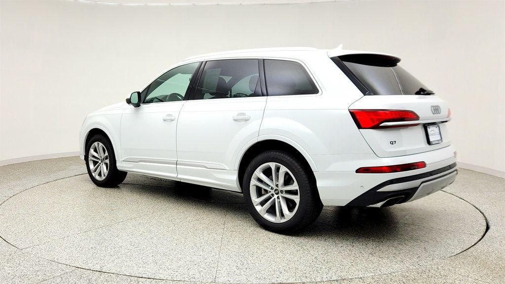 Used 2025 Audi Q7 3.0T Premium Plus AWD/4WD image 7