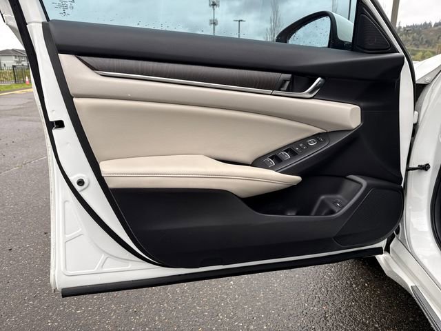 Used 2019 Honda Accord EX image 21