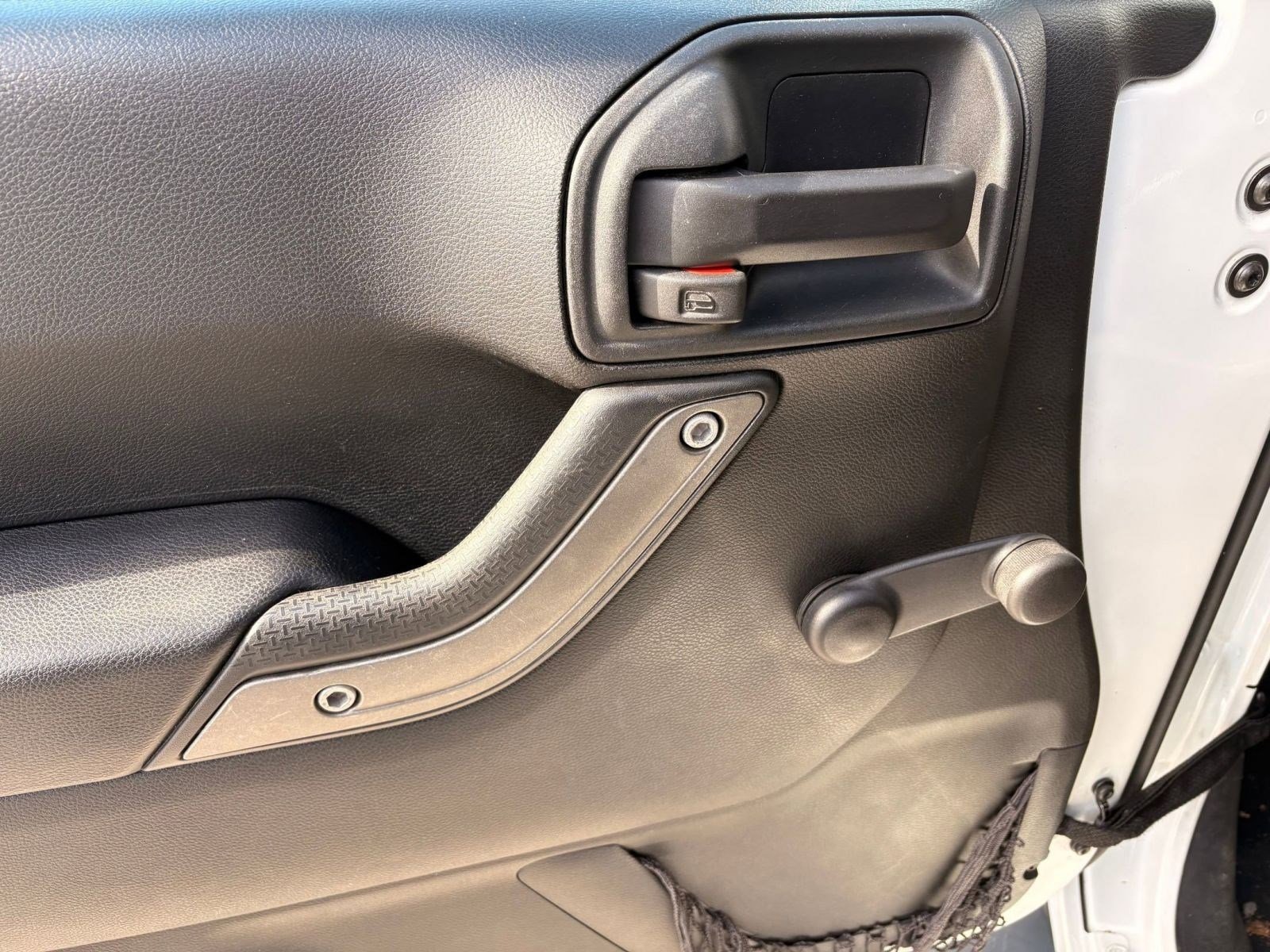 Used 2017 Jeep Wrangler Unlimited Sport w/ Connectivity Group image 13