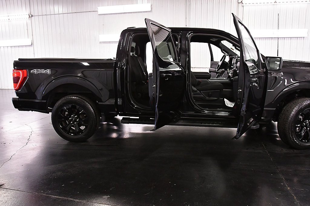 Used 2023 Ford F150 XLT w/ XLT Black Appearance Package image 36
