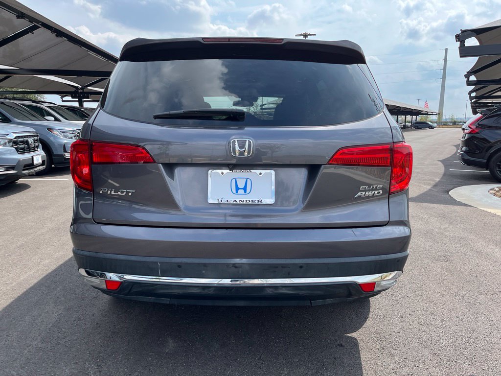 Used 2017 Honda Pilot Elite image 5