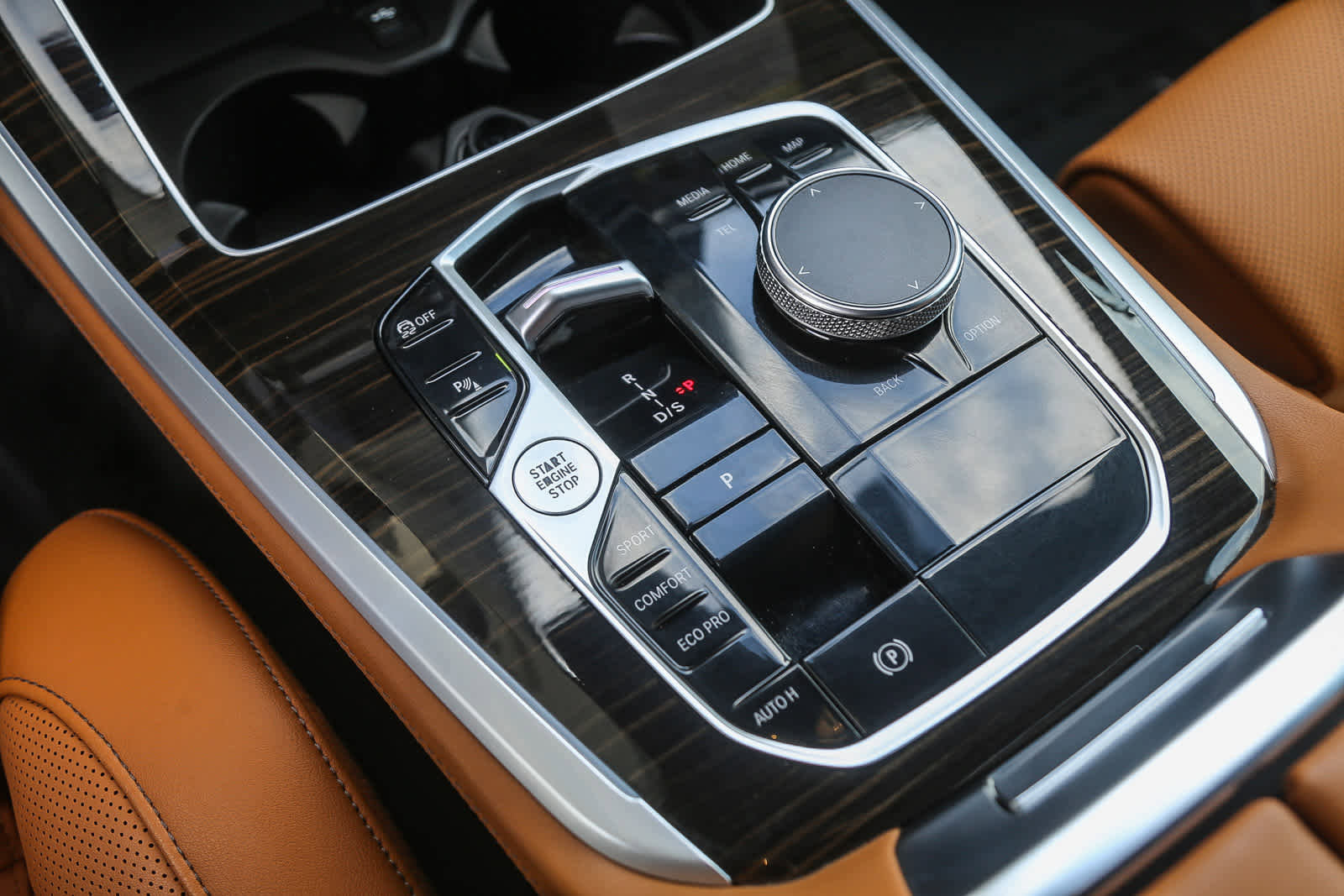 Certified 2024 BMW X5 sDrive40i w/ Premium Package image 16