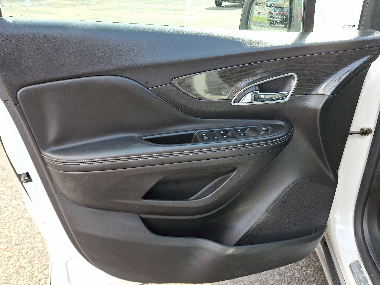 Used 2016 Buick Encore FWD image 12