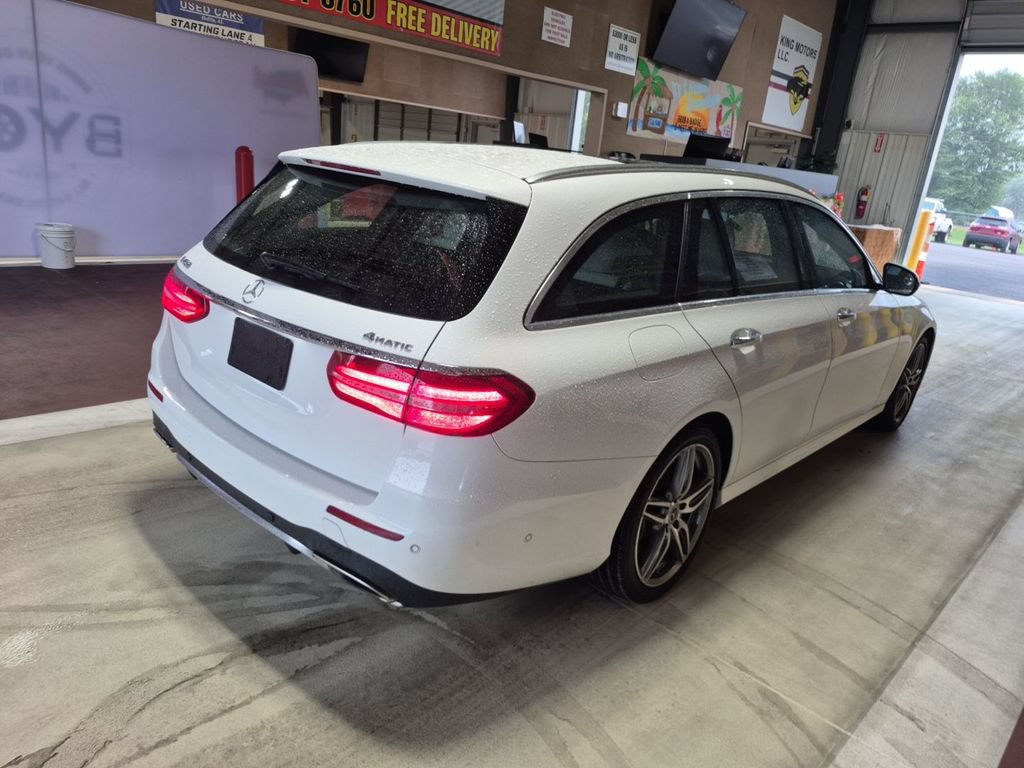Used 2019 Mercedes-Benz E 450 4MATIC Wagon image 2