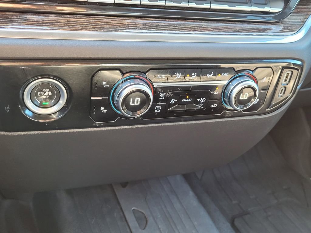 Used 2023 GMC Sierra 1500 SLE image 24