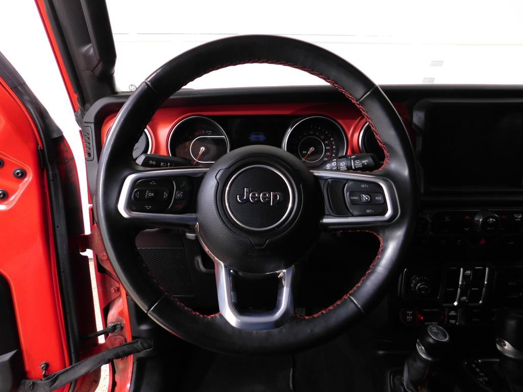 Used 2021 Jeep Wrangler Unlimited Rubicon w/ Dual Top Group AWD/4WD image 43