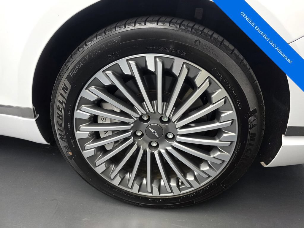 Used 2024 Genesis G80 AWD/4WD image 17