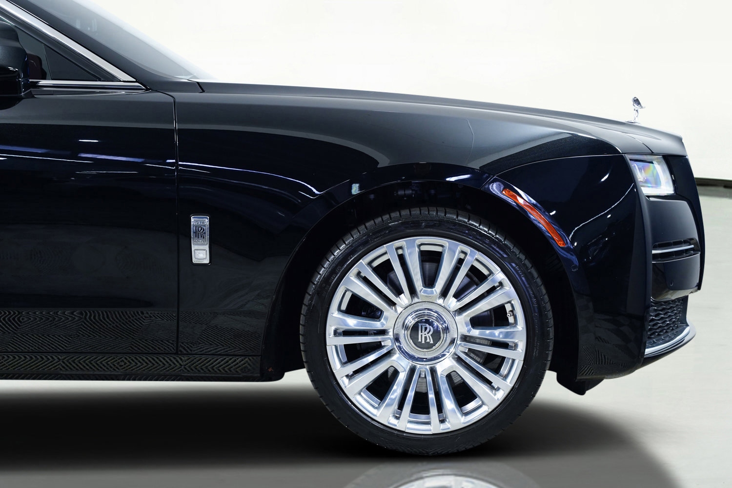 Used 2022 Rolls-Royce Ghost image 7