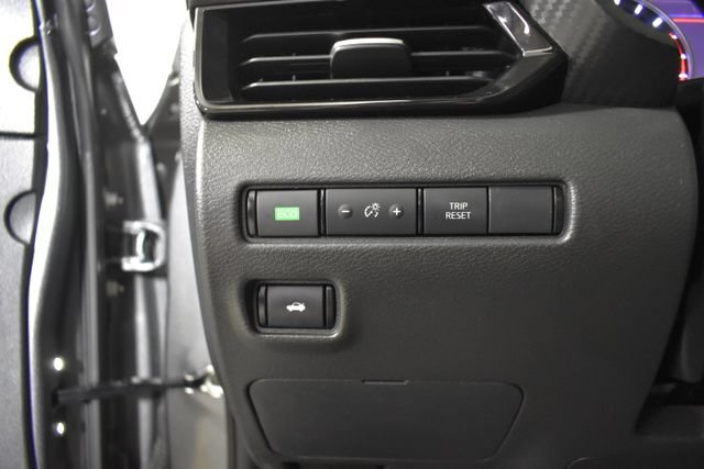 Used 2023 Nissan Sentra SV w/ All-Weather Package FWD image 13