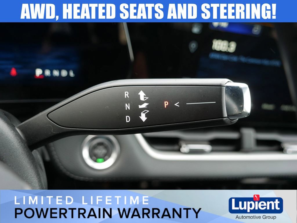 Used 2025 Chevrolet Equinox LT AWD/4WD image 19