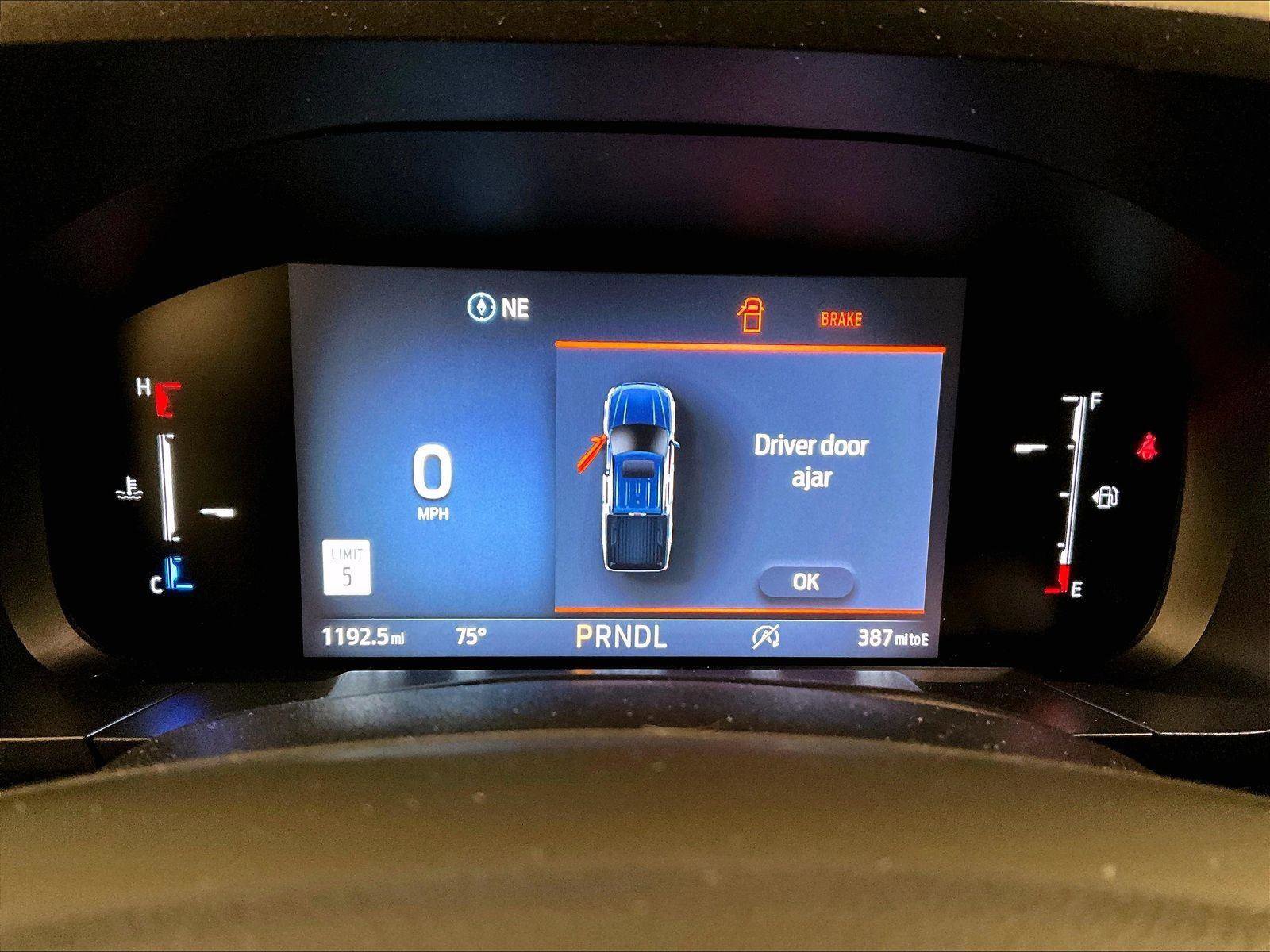 Used 2025 Ford Maverick Lariat w/ Black Appearance Package image 19