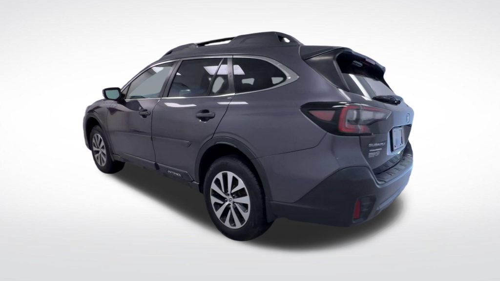 Used 2022 Subaru Outback Premium AWD/4WD image 6