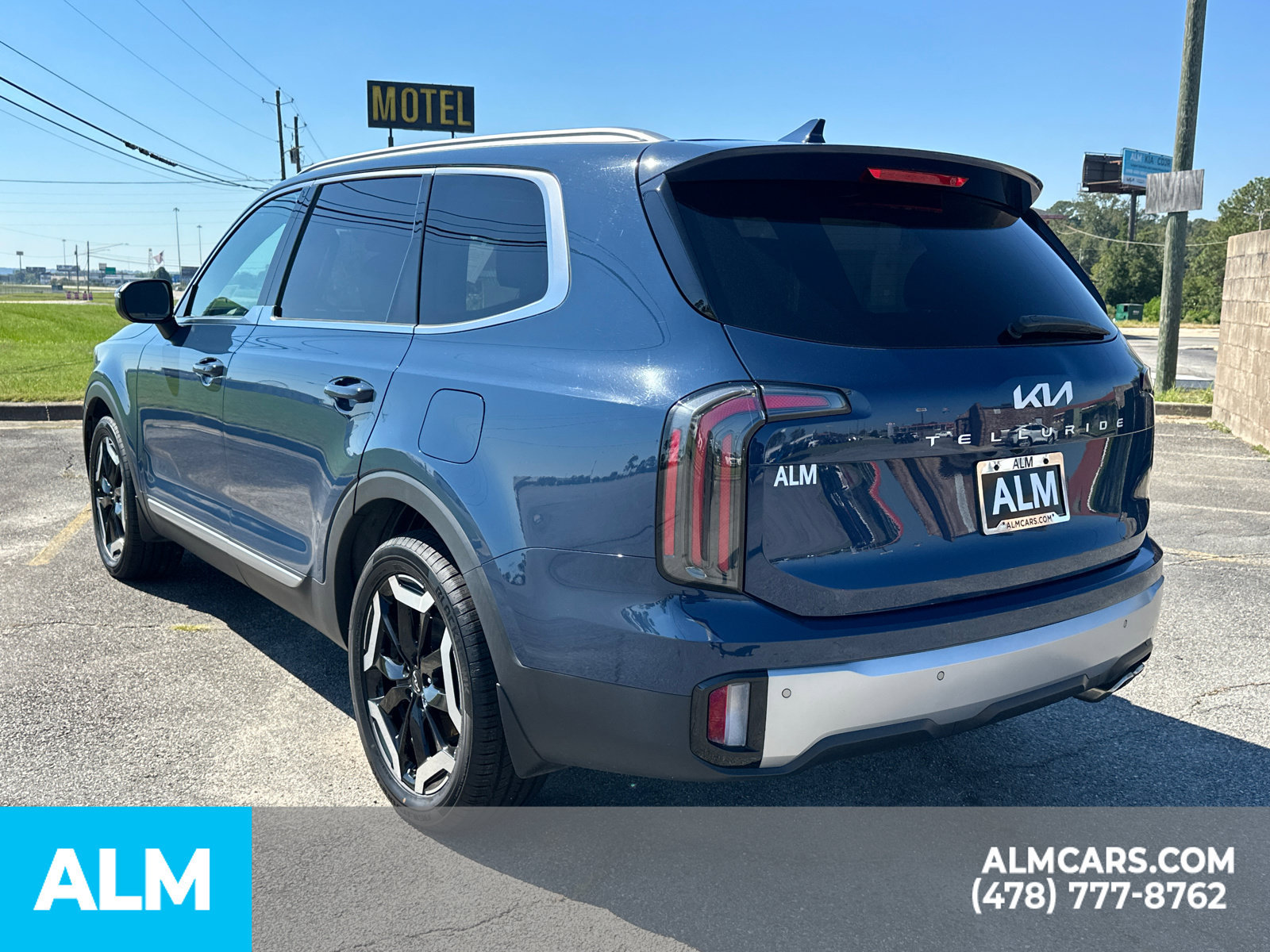 Used 2023 Kia Telluride EX FWD image 8