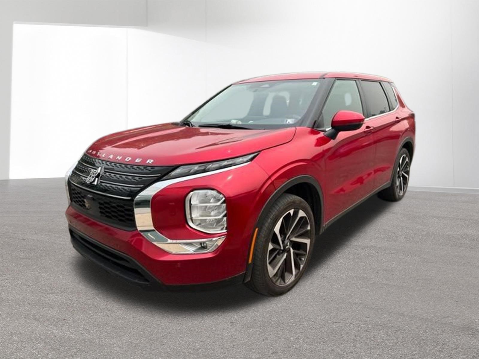 Used 2024 Mitsubishi Outlander SE AWD/4WD image 4